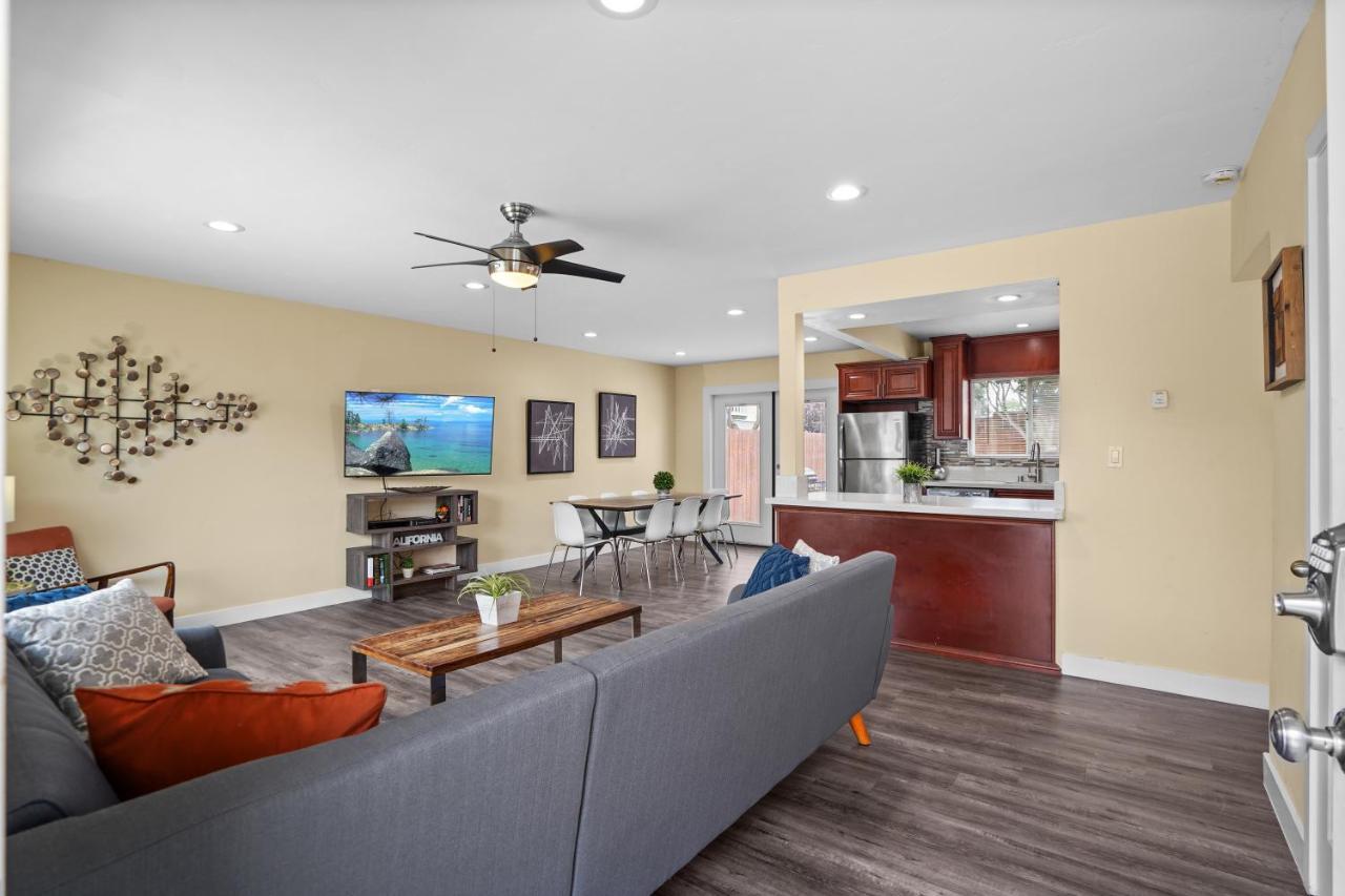Dog Friendly Near The With Grill, Fire Pit, Enclosed Backyard Holiday home *